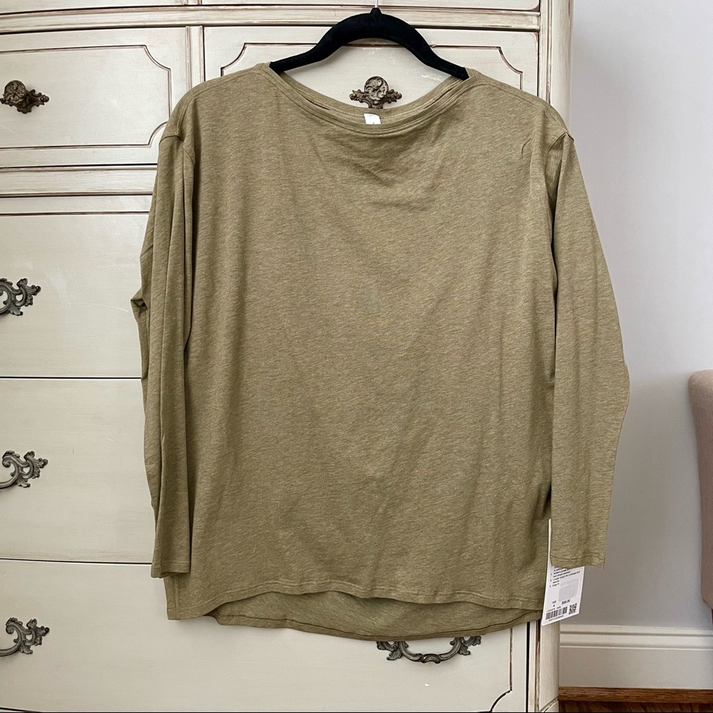 Lululemon - NWT Back in Action Long Sleeve - 4